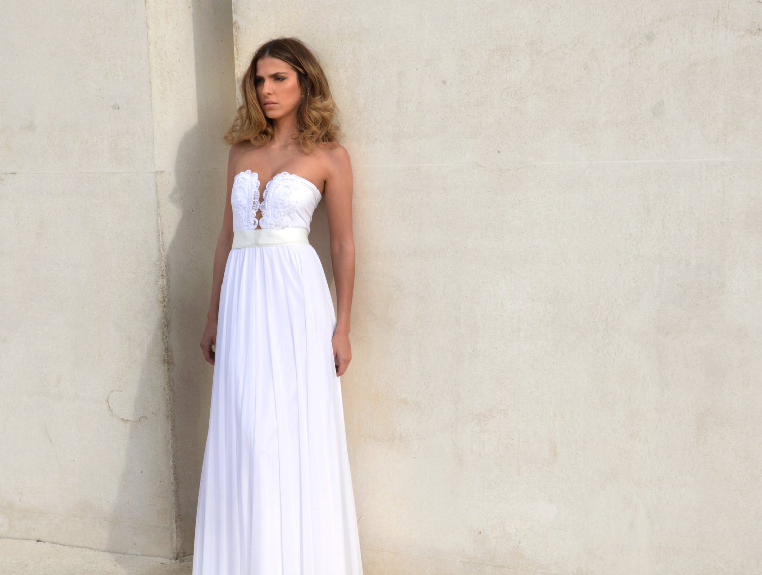 12-incredible-dresses-under-500-for-boho-weddings