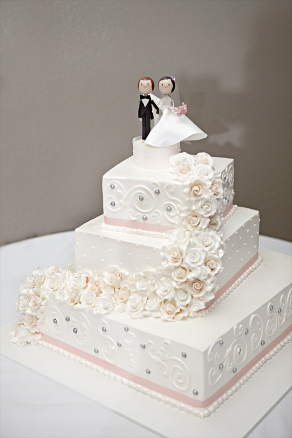 handmade wedding details via Emmaline Bride - photography by Shillawna Ruffner Photography