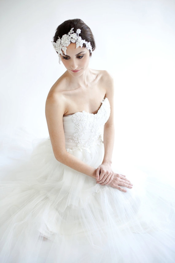 6 Ways to Wear a Veil via EmmalineBride.com (veil by Maria Aparicio)