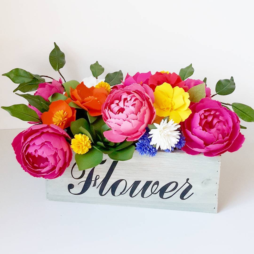 Paper Flower Table Decor