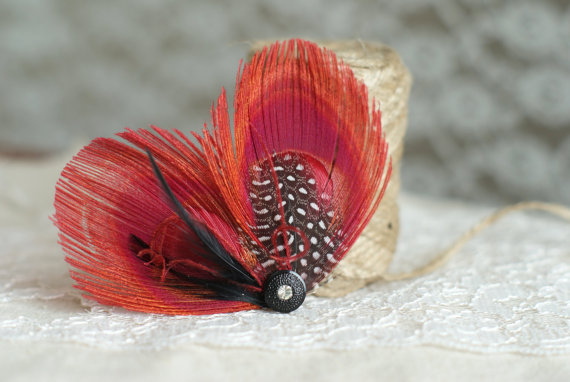 bridesmaid hair feathers in red