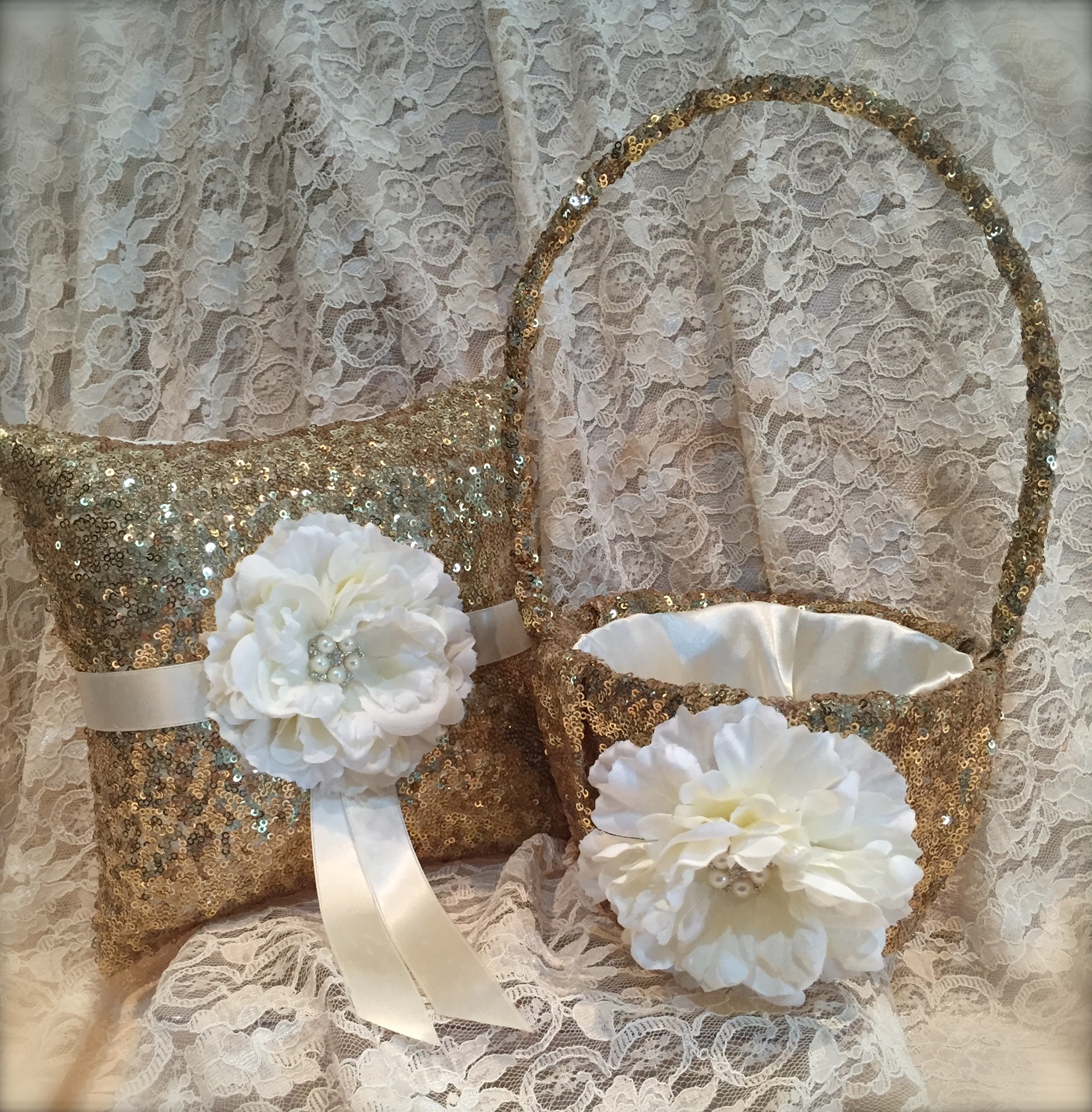 wedding pillow, ring pillow, ring bearer pillow, blue wedding, flower