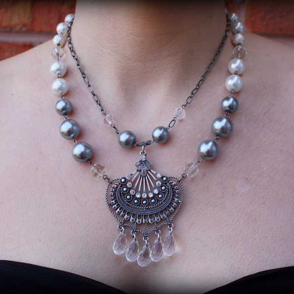 Elsie Vintage Pendant Necklace with Pearls