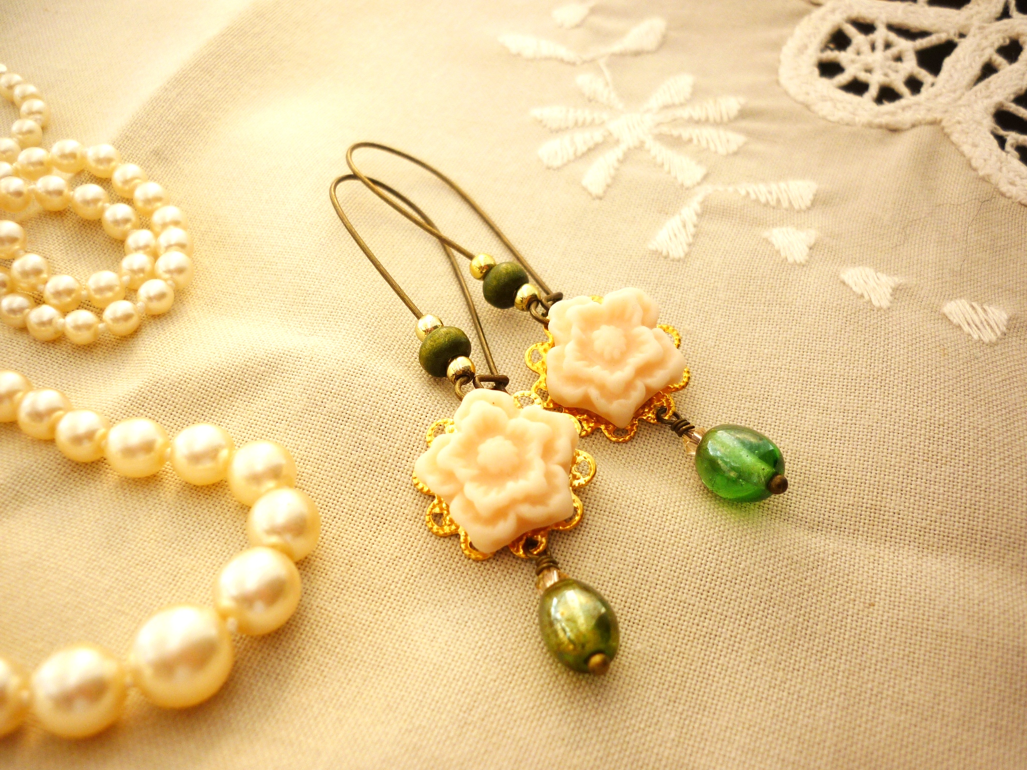 Sweet Peach Flower Earrings