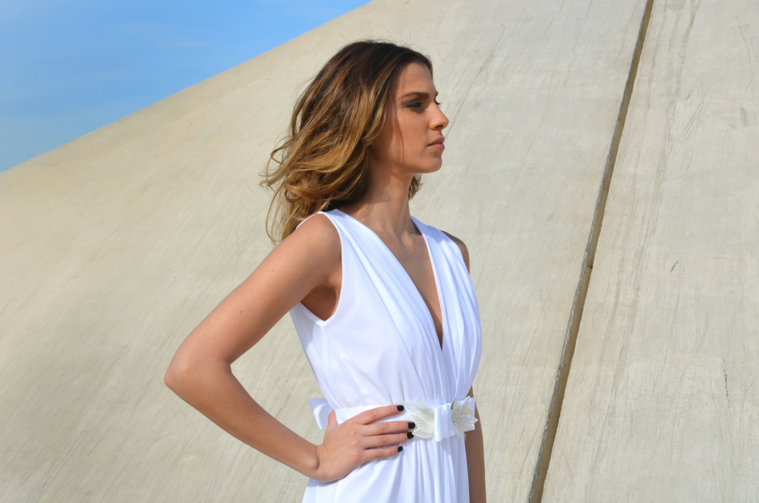 wedding dress deep V neck cleavage with jewelry belt