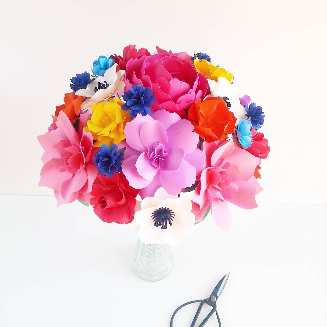 Paper Flower Table Decor