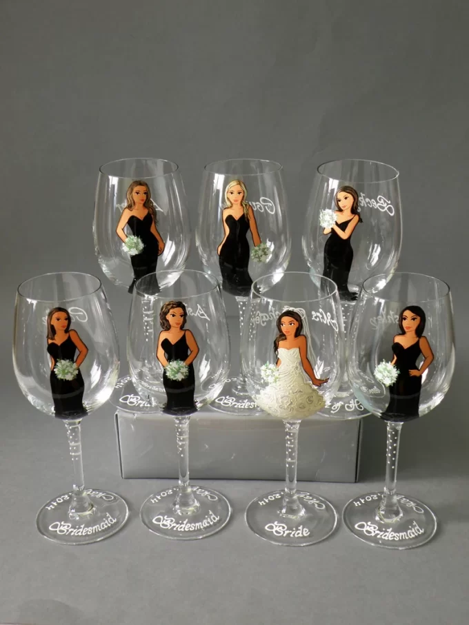 TWO Wedding Hand Painted Portrait Glasses Bride Bridesmaid Mementos Caricature Personalized Hand Painted Wine Glass Birthday high quality Girls Weekend