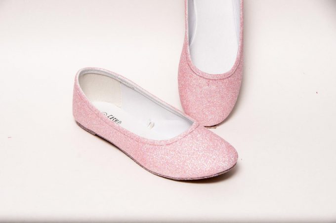 5 Prettiest Pink Bridal Flats for Weddings | Emmaline Bride