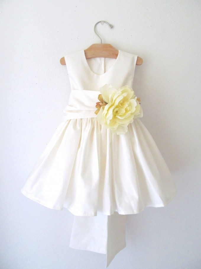 Who Pays For Flower Girl Dress 4