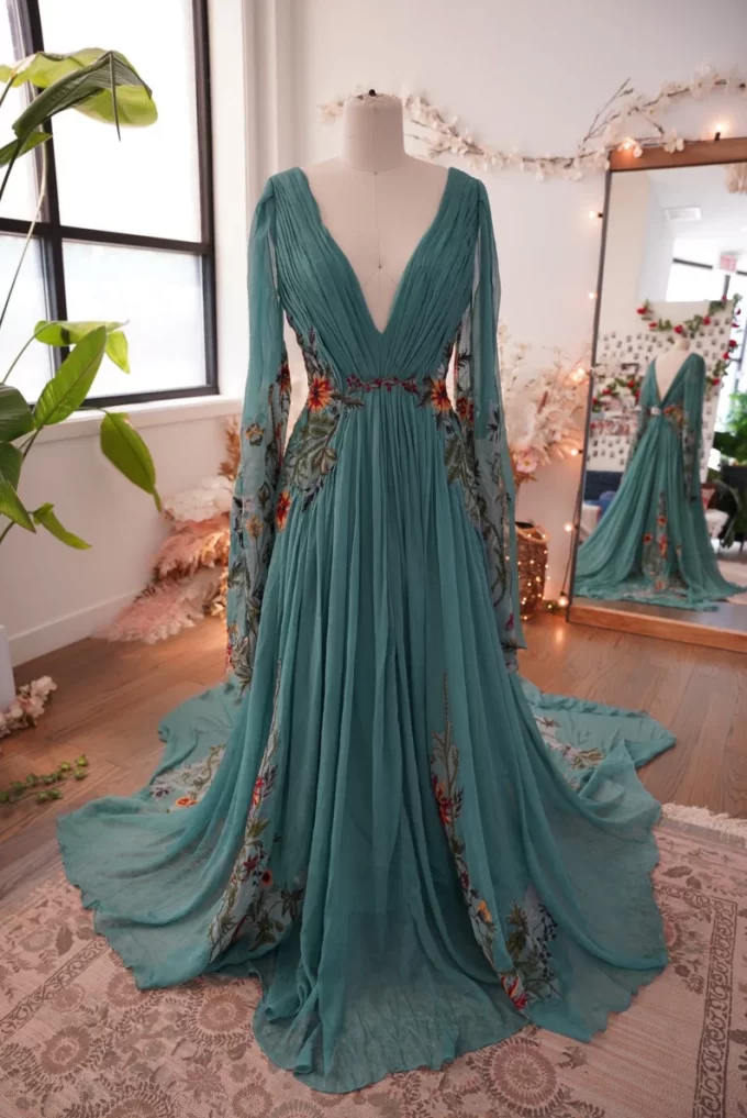 21 Colorful Wedding Dresses That Are Not White: Non-Traditional 21 Colorful Wedding Dresses That Are Not White: Non-Traditional