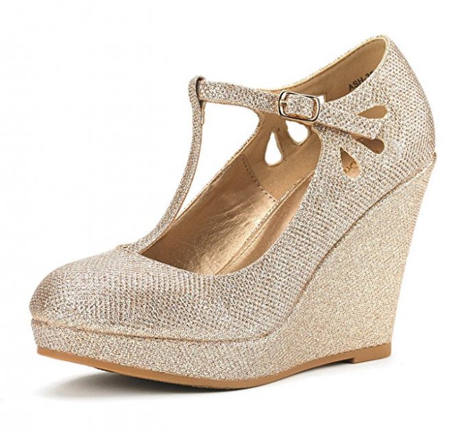 Gold close toe 2025 wedges