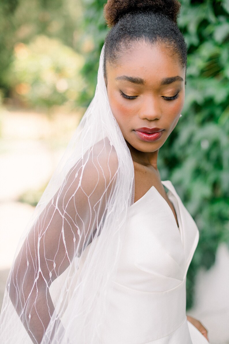 The 21 Most Beautiful Lace Accessories for Weddings | Emmaline Bride