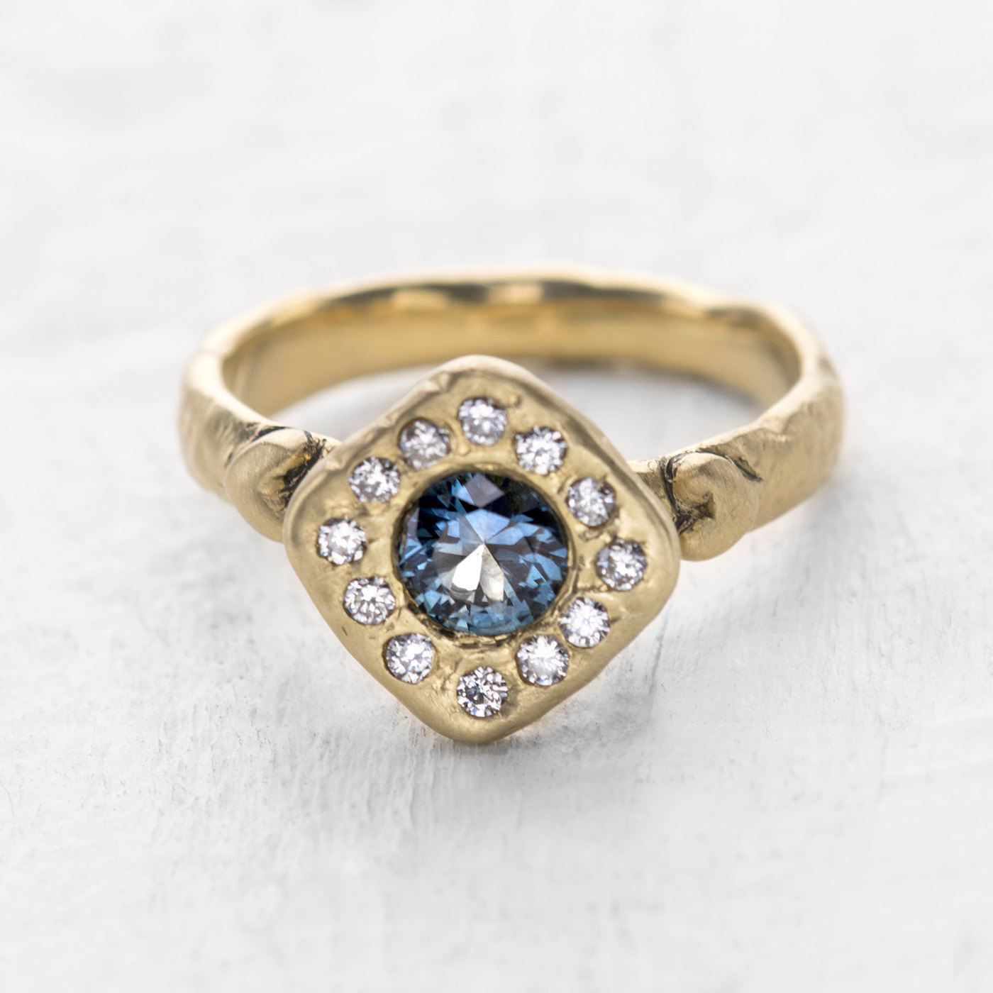 14 Blue Engagement Rings That Make Your 