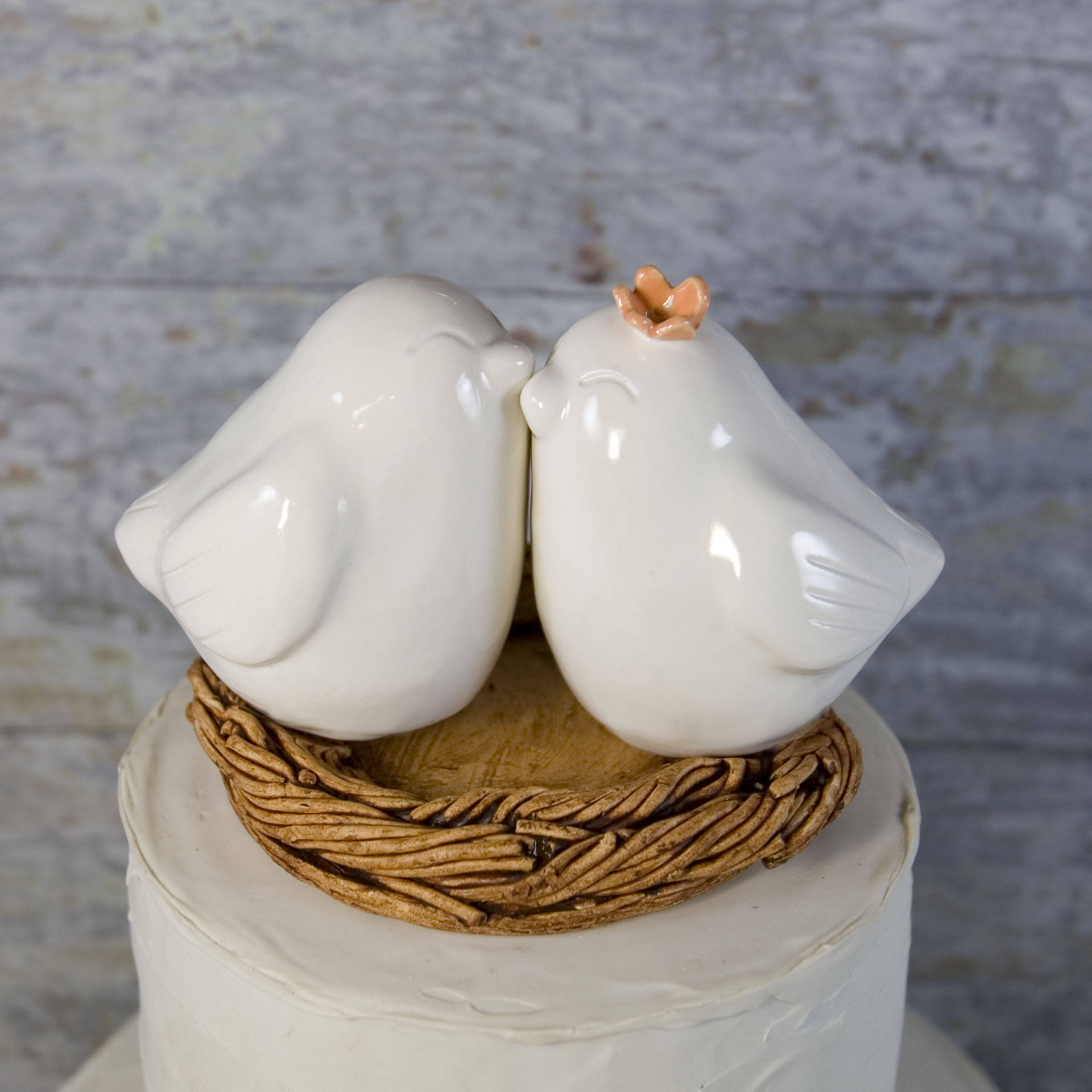 These Cute Love Birds Make Beautiful Cake Toppers for Weddings