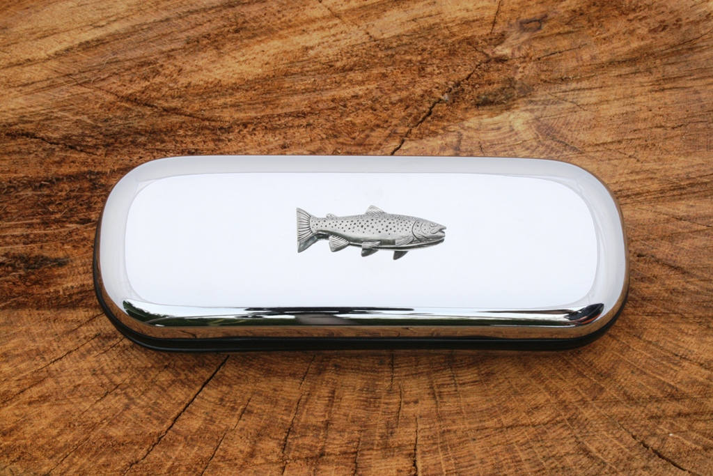 Fishing Gift Ideas for Groomsmen: 20 Gifts for Guys Who Love to Fish