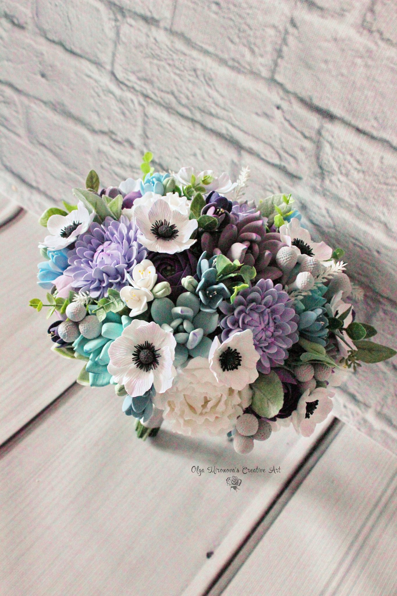 Георгины Purple Bouquet Anemone
