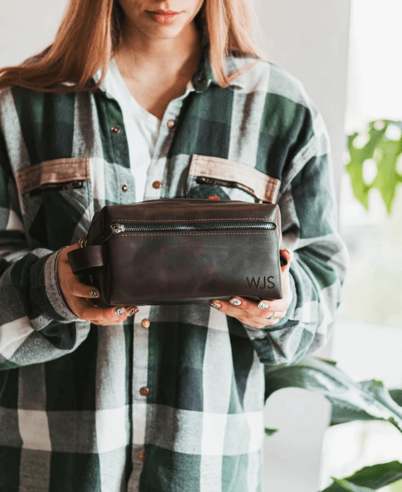 womens leather anniversary gifts