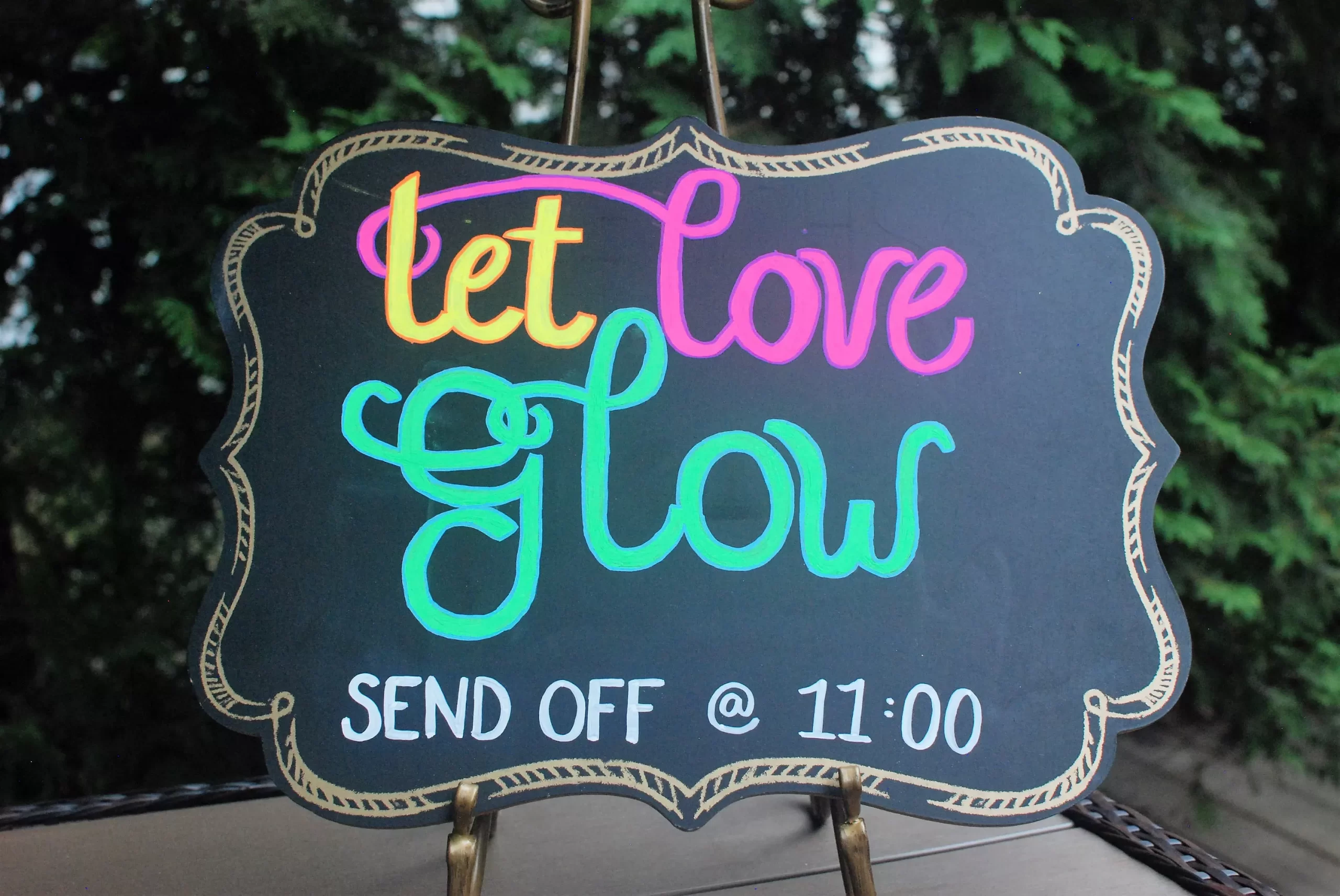Where to Buy Glow Sticks for Wedding Send Off / Receptions for Cheap