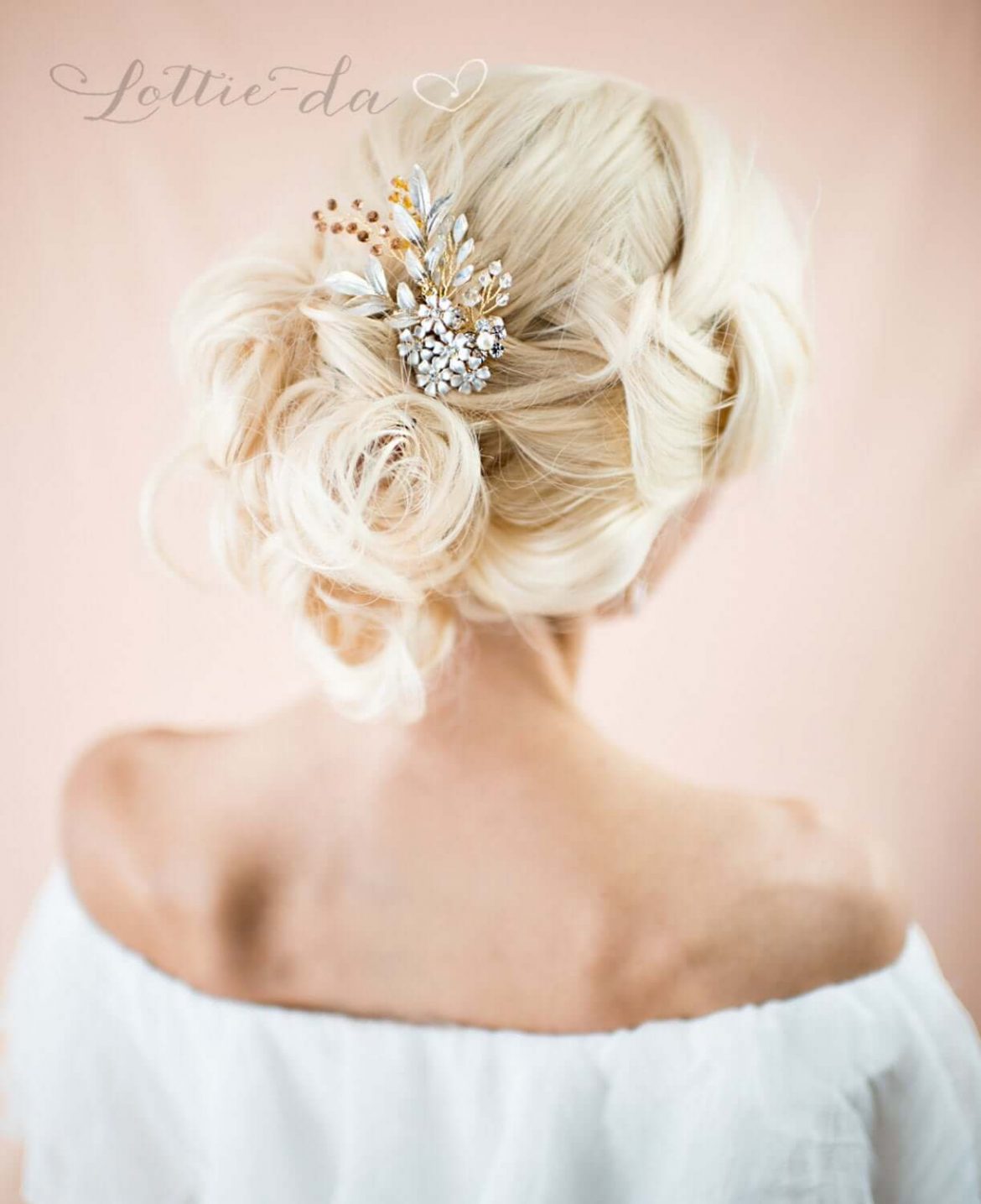 The Top 10 Wedding Hair Combs for Every Kind of Bride | Emmaline Bride