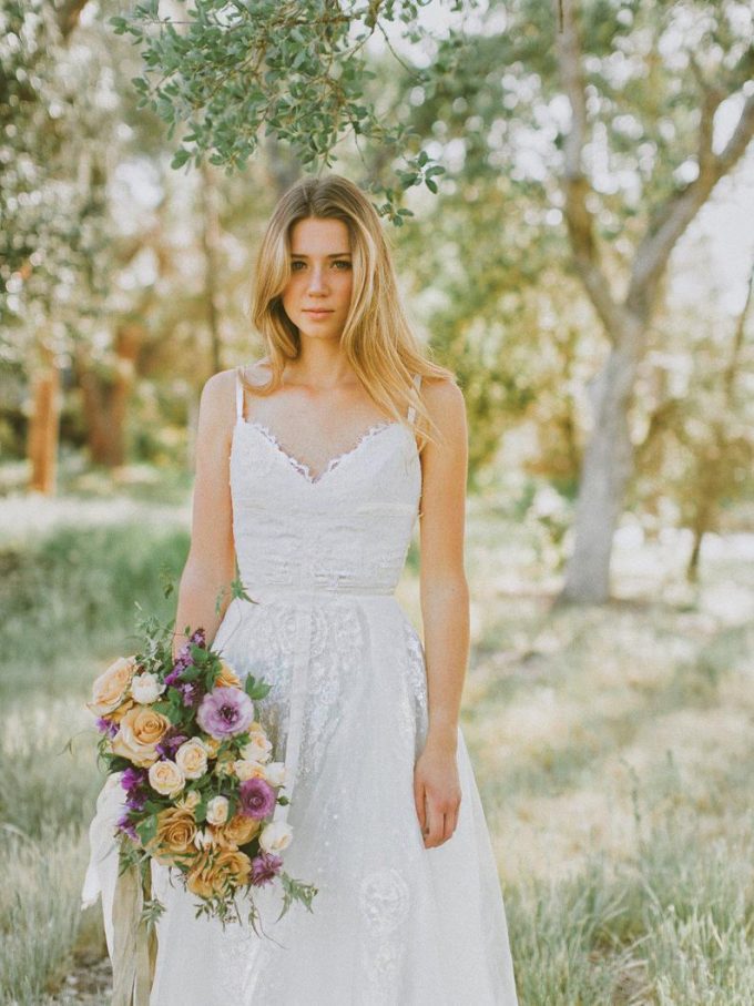 Country Wedding Dresses with Cowboy Boots