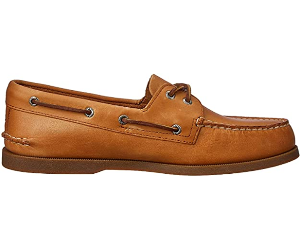 Beach Wedding Shoes for Guests: Here's What to Wear on Sand + Shore