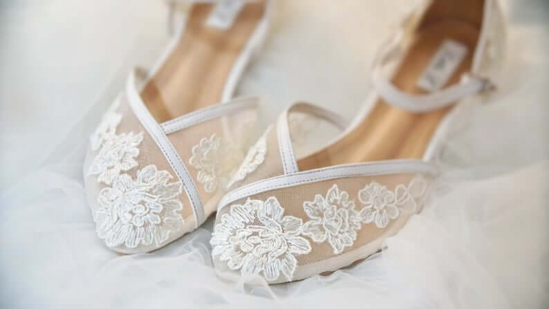 18 Stylish Wedding Shoes That Aren't Heels | Emmaline Bride