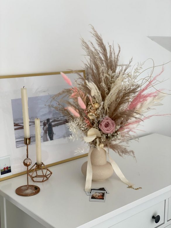 15 Best Pampas Grass Bouquets for Weddings | Emmaline Bride