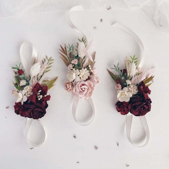 Can Bridesmaids Wear Corsages Instead of Bouquets? Emmaline Bride
