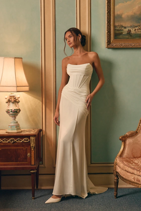 wedding dress under 500 Charming A-Line Square Neck Short Sleeves Wedding Dresses with Train, Diamond White / 12 main image 0