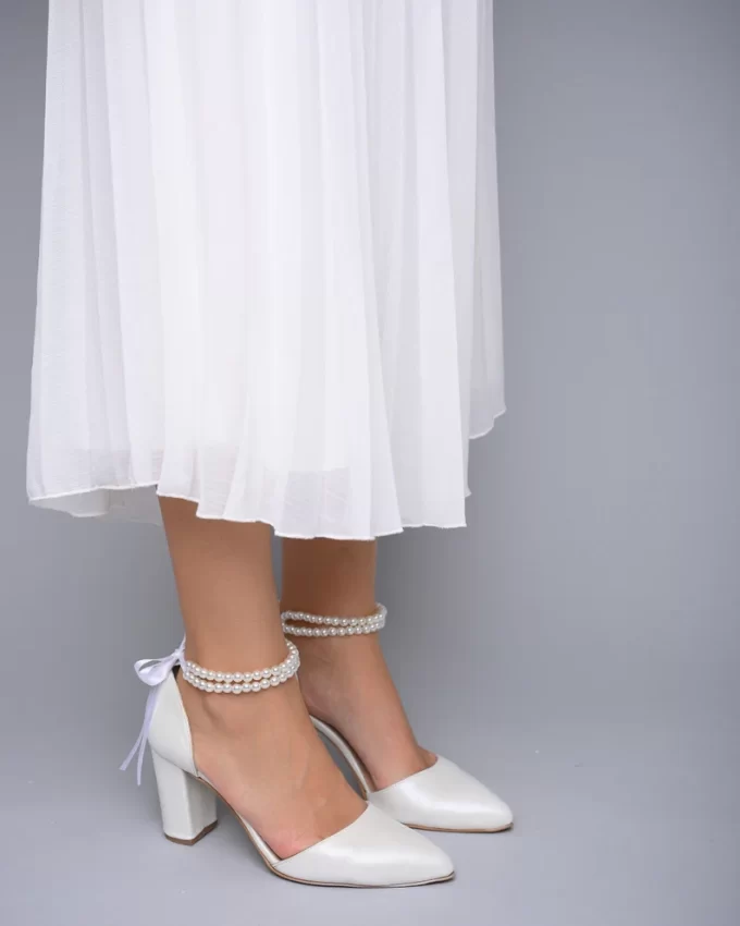 15 Comfy Affordable Wedding Block Heels for Every Style 2023