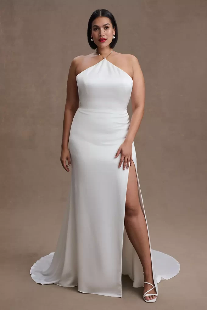 24 Best Open Back Wedding Dresses and Backless Bridal Gowns 24 Best Open Back Wedding Dresses and Backless Bridal Gowns