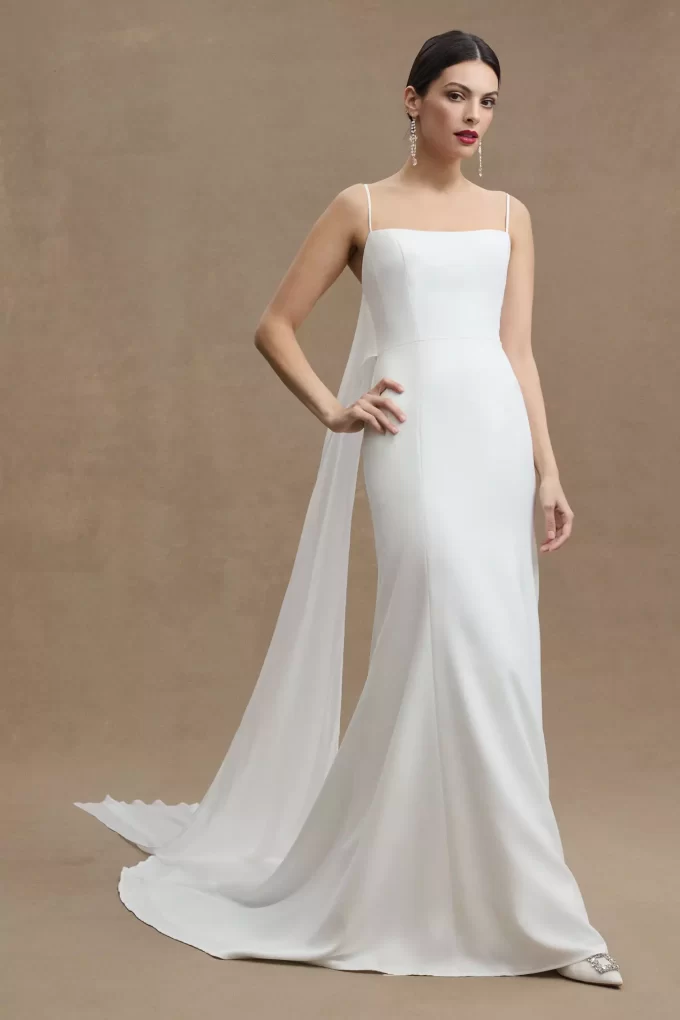 24 Best Open Back Wedding Dresses and Backless Bridal Gowns 24 Best Open Back Wedding Dresses and Backless Bridal Gowns