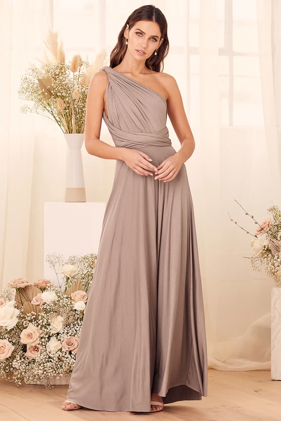 26 Best Bump Friendly Wedding Guest Dresses That Flatter + Fit 26 Best Bump Friendly Wedding Guest Dresses That Flatter + Fit