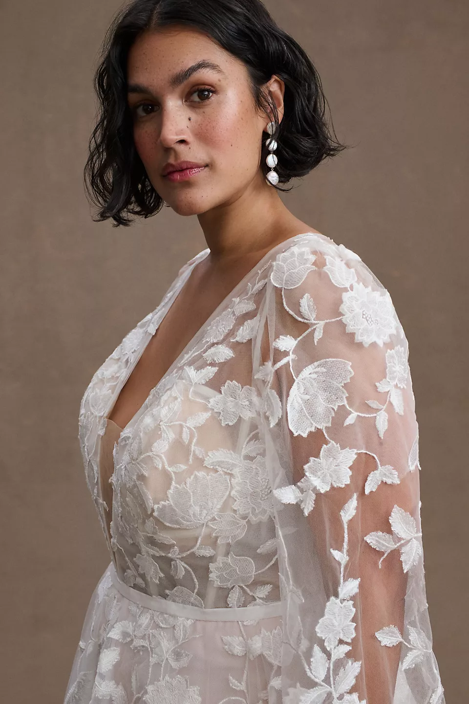 14 Fall Wedding Gowns with Sleeves for 2023 Autumnal Weddings