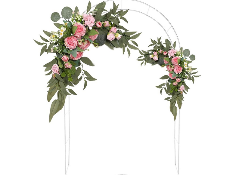 12 Ways to Decorate a Wedding Arch [PHOTOS]