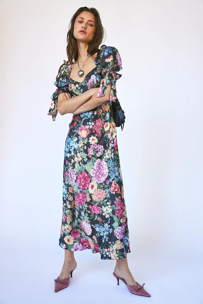 25 Free-Spirited Boho Wedding Guest Dresses