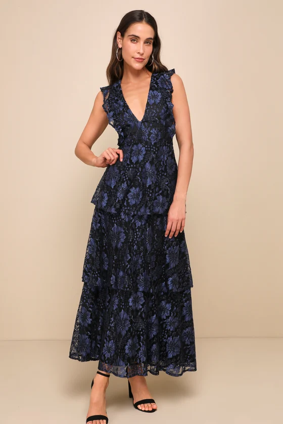 17 Flattering Navy Blue Bridesmaid Dresses Sure to Turn Heads 17 Flattering Navy Blue Bridesmaid Dresses Sure to Turn Heads