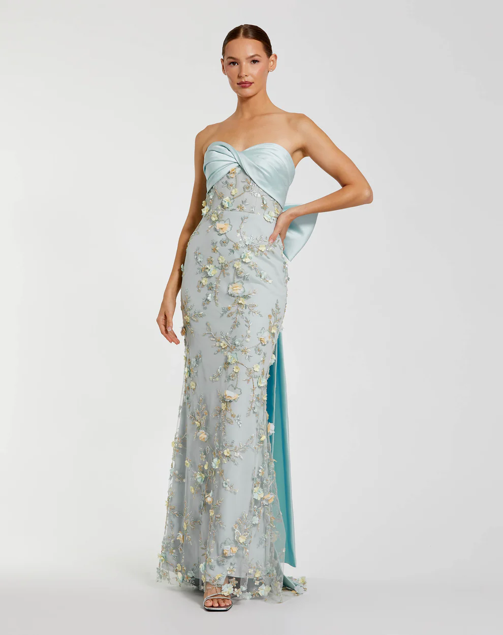 Best Mother of the Bride Dresses Not Frumpy 2026 | Stylish & Flattering