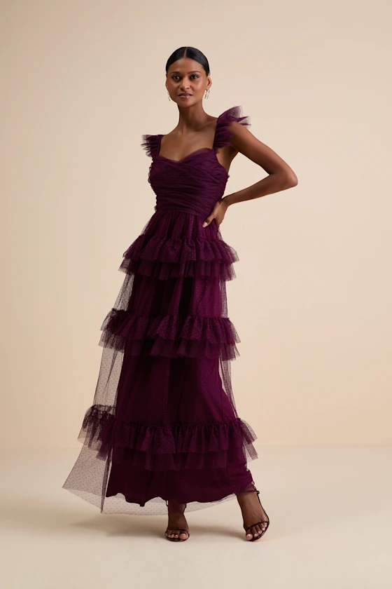 9 Tiered Bridesmaid Dresses with Layers That Look Romantic