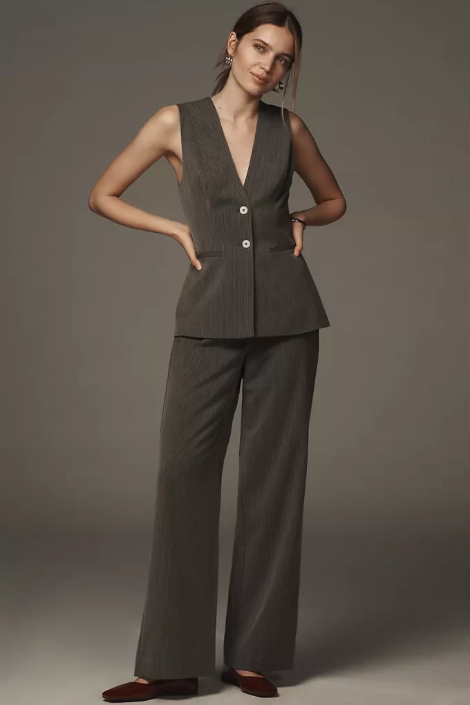 Bridesmaid Outfits That Aren't Dresses | Jumpsuits, Suits & More