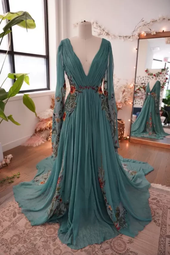 Alternative Wedding Dresses Non Traditional Bridal Styles & Where to Shop Alternative Wedding Dresses Non Traditional Bridal Styles & Where to Shop