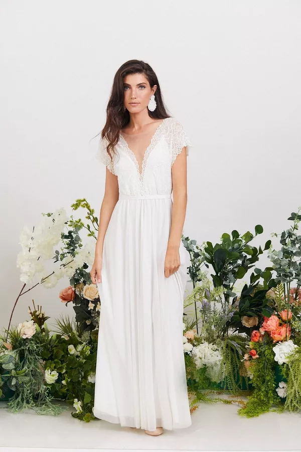 7 Top Etsy Wedding Dress Shops of 2026