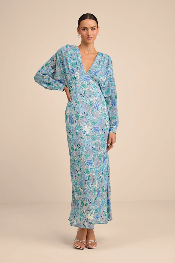 Best Beach Wedding Guest Dresses with Sleeves | Stylish Summer Seaside  Outfits