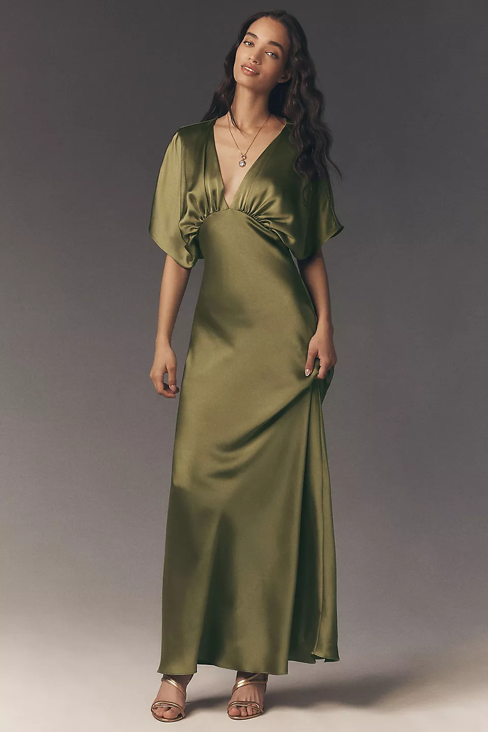 Best Beach Wedding Guest Dresses with Sleeves | Stylish Summer Seaside  Outfits