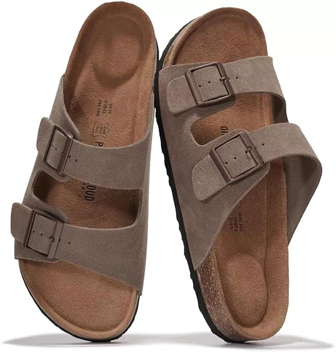 What Shoes Should Men Wear to a Beach Wedding? Groom, Groomsmen, Fathers' &  Guests Guide