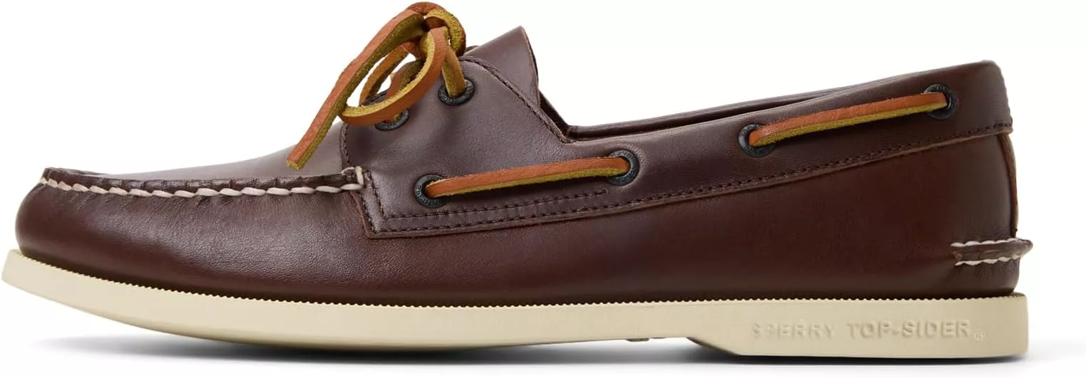 What Shoes Should Men Wear to a Beach Wedding? Groom, Groomsmen, Fathers' &  Guests Guide