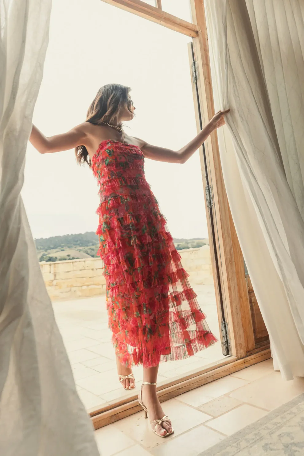 Garden Formal Wedding Guest Dress Code: What to Wear + Outfit Ideas