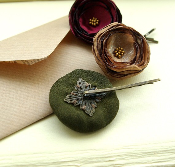 veil alternatives: #1 flower hair pins (by nia person via emmaline bride) #handmade #wedding #hair back of hair pin