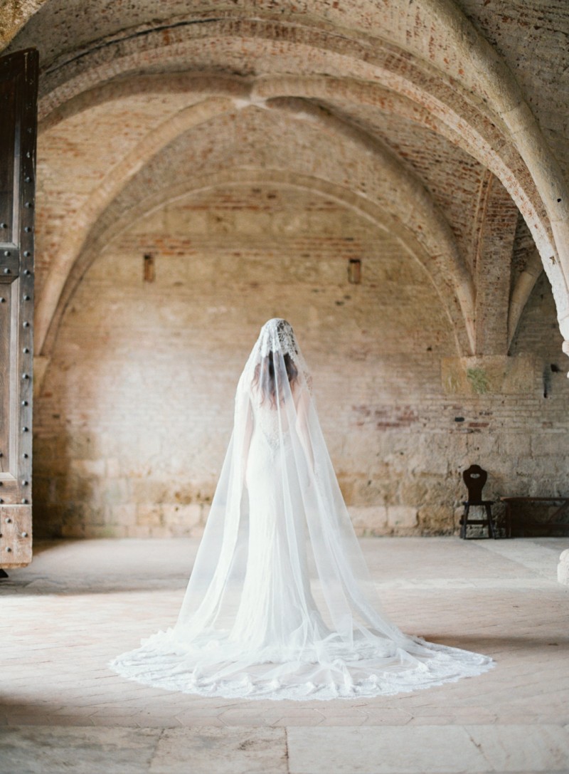 mantilla floral length wedding veil | mantilla veils weddings | by SIBO Designs | Photo: Brumley & Wells