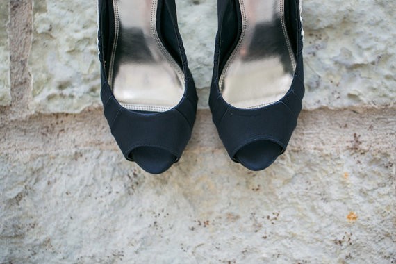 navy peep toewedding shoes for bride | via http://emmalinebride.com/bride/wedding-shoes-for-bride/